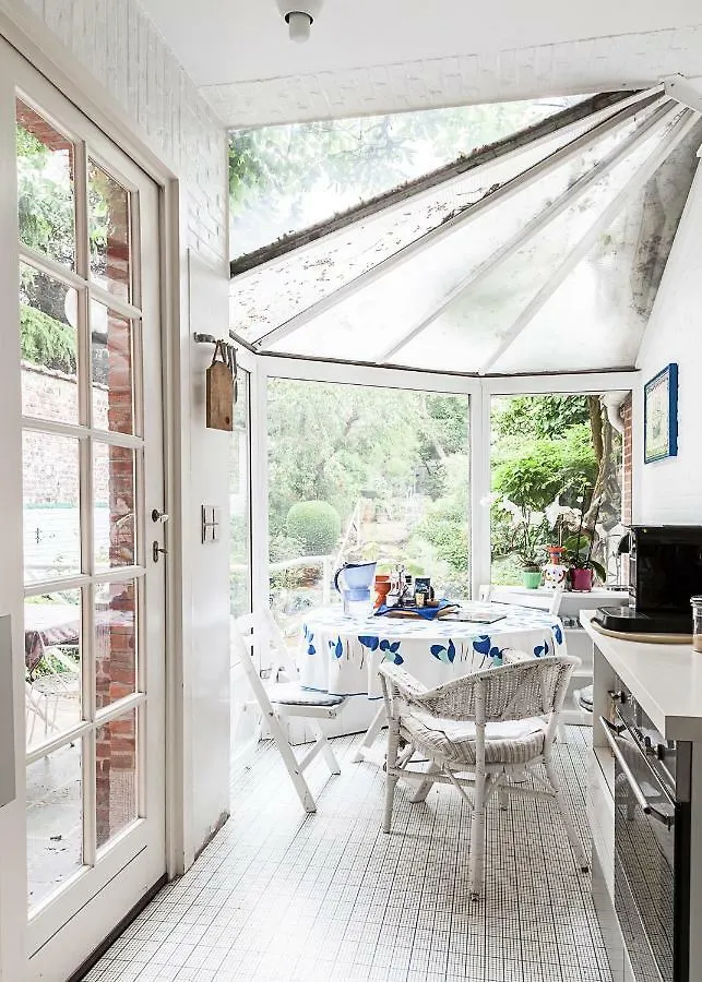 Guest House With Beautiful Garden Bruxelles